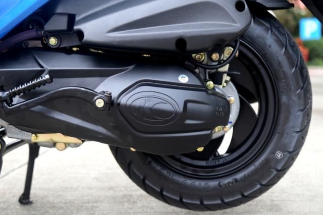 造型激进的实用型踏板，VCBS制动系统、5升油箱，8280元