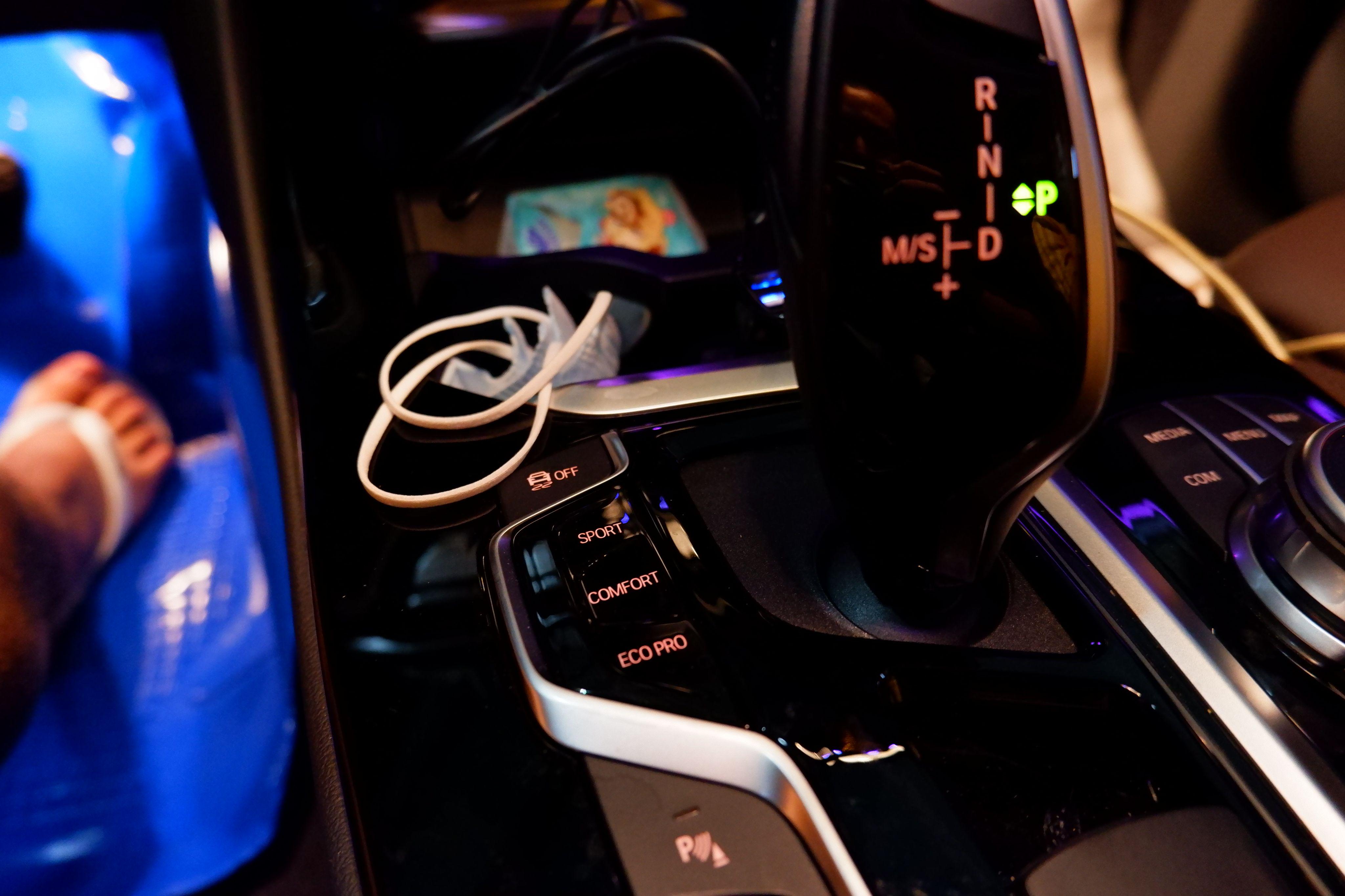 bmwx32022款,bmwx3车载快充