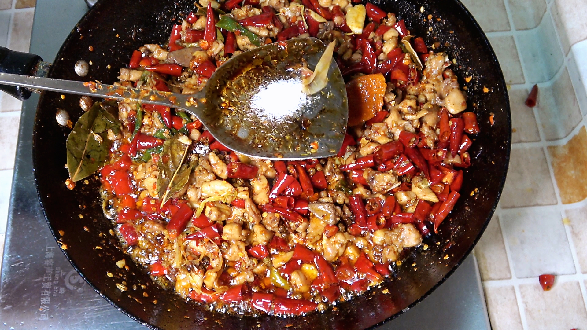 自贡冷吃兔最正宗的做法,兔肉吃法自贡