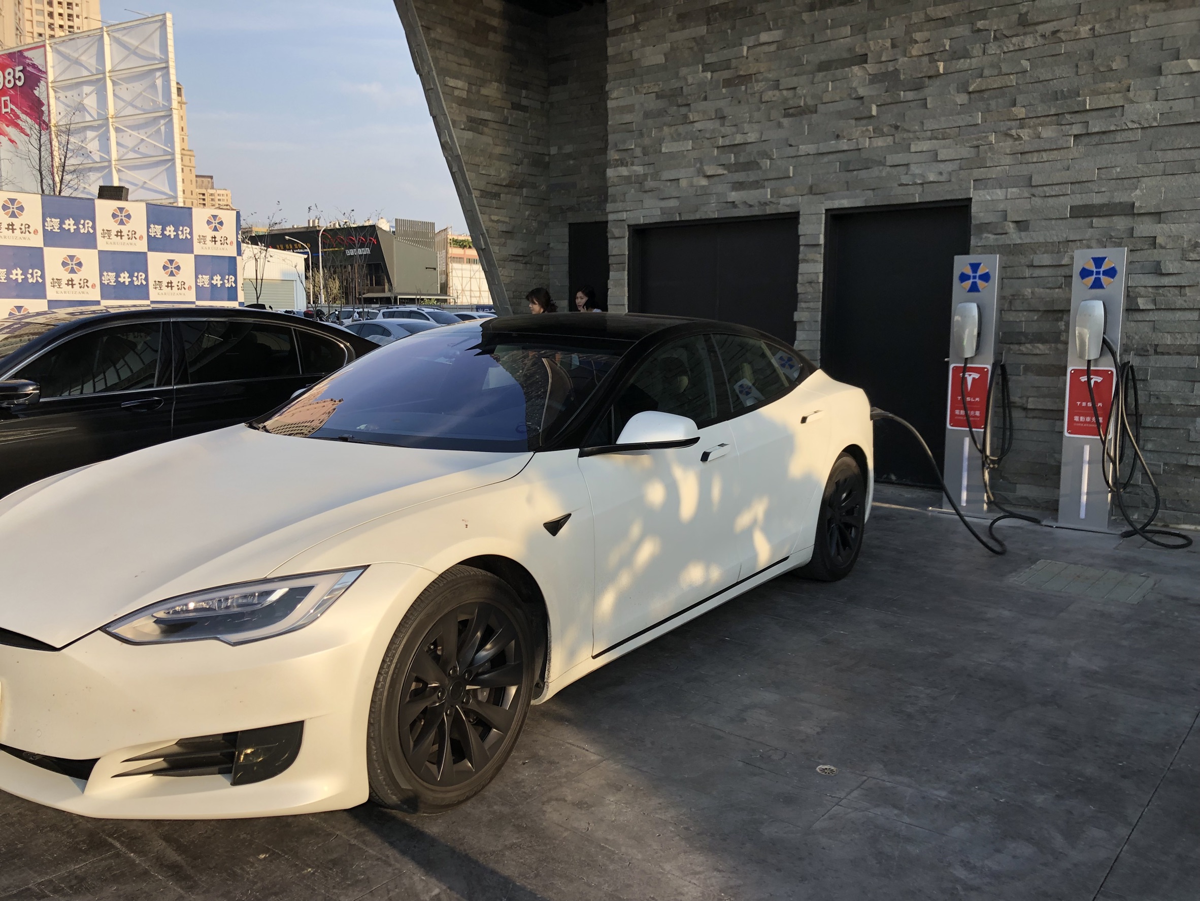 最近几年纯电动汽车市场,纯电动汽车弊端有哪些