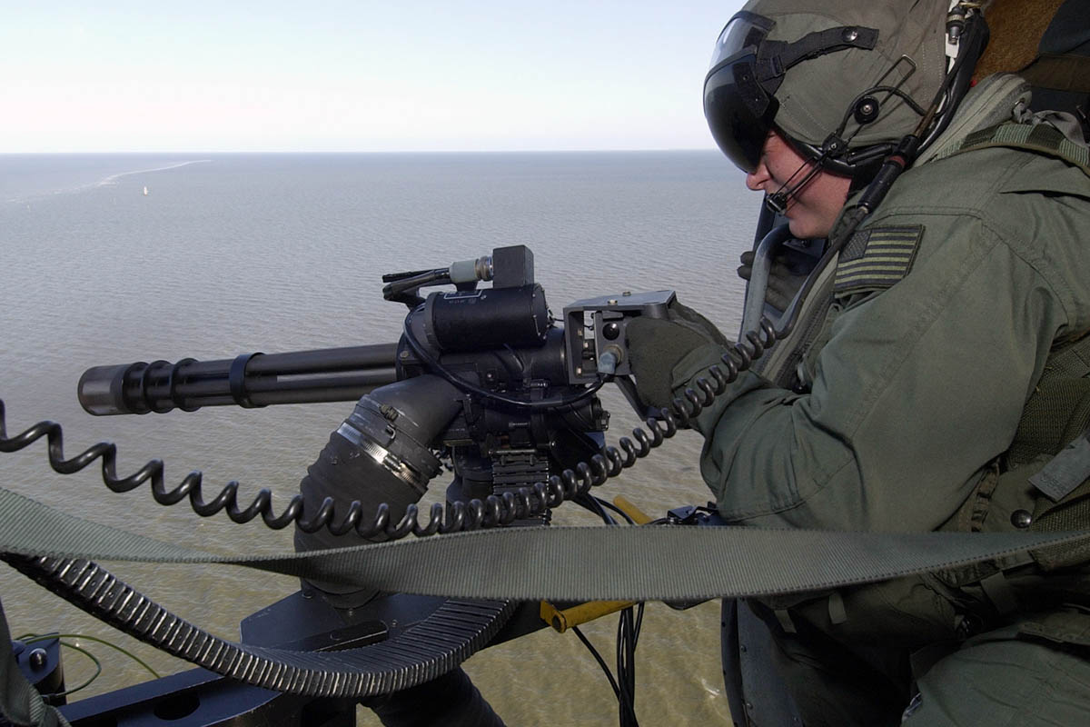 m134加特林机枪单兵手持式,m134加特林速射机枪各种介绍