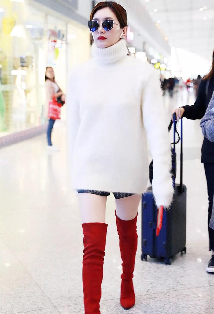 迪丽热巴短裤加过膝靴,长筒过膝靴穿搭女冬季