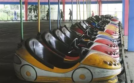 成都同根生,成都北门对比南门