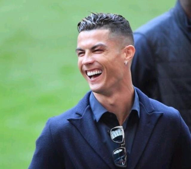 c罗尤文欧冠逆转尤文球迷反应,欧冠c罗尤文3:0马竞詹俊解说