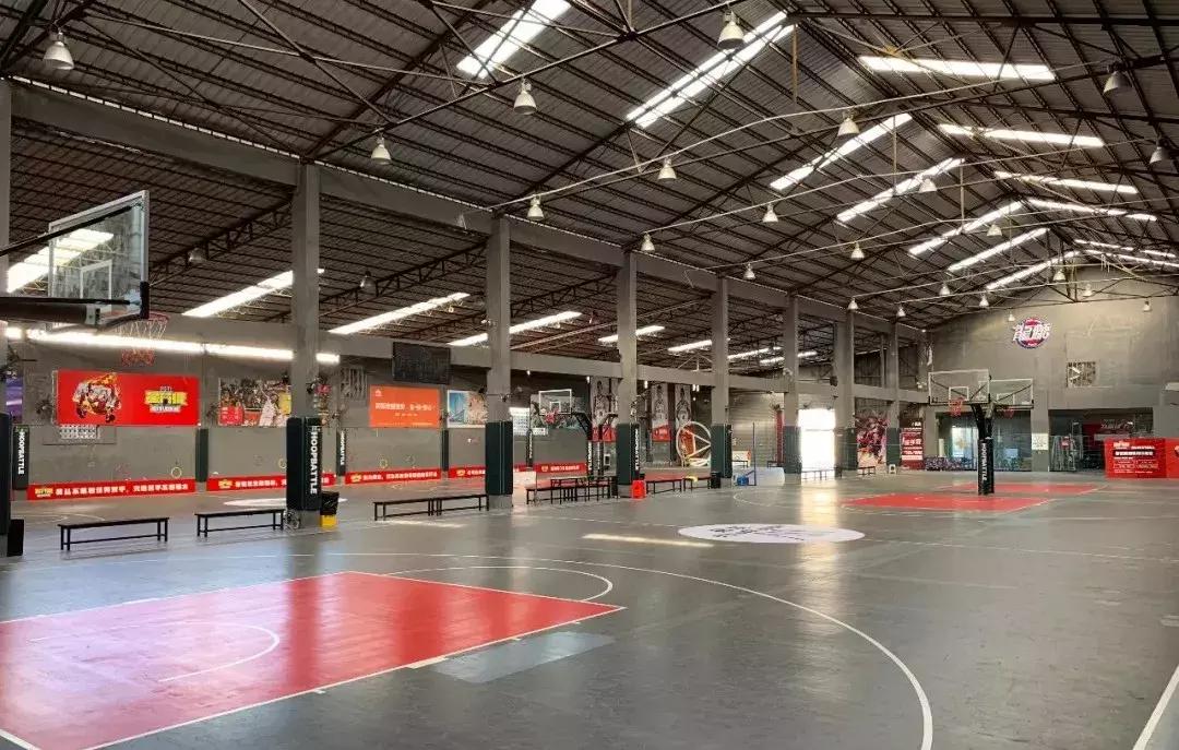 篮球因为热爱所以坚持比赛现场,篮球赛因为热爱所以坚持夏季联赛