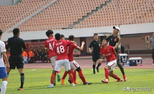 足坛自己人互殴,盘点足球同城死敌