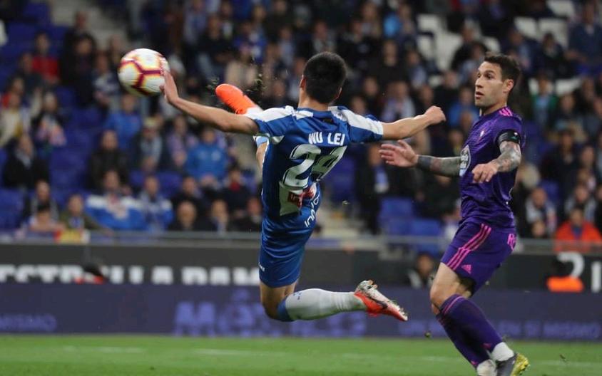 巅峰时期的武磊与孙兴慜,武磊为什么能超越孙兴慜