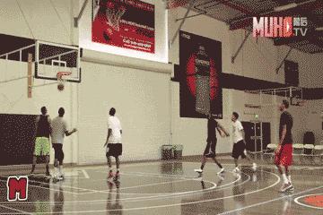 六种小技巧打爆野球场,学会这4招你可以打败野球场