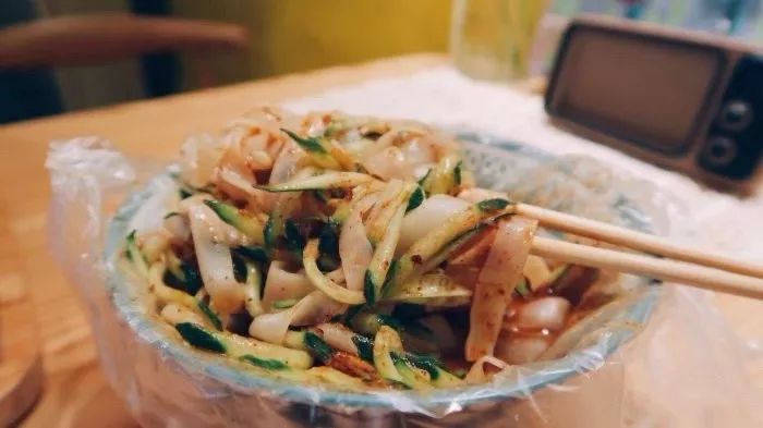 请你们撑下去，拜托了