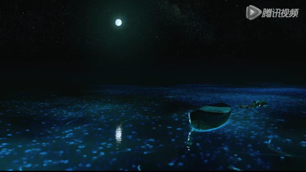 海滩再现绝美荧光海宛如蓝色星河,成都荧光海滩