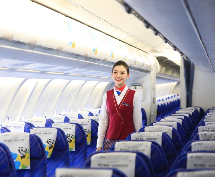 空乘真实生活状态,空乘一个人的真实生活