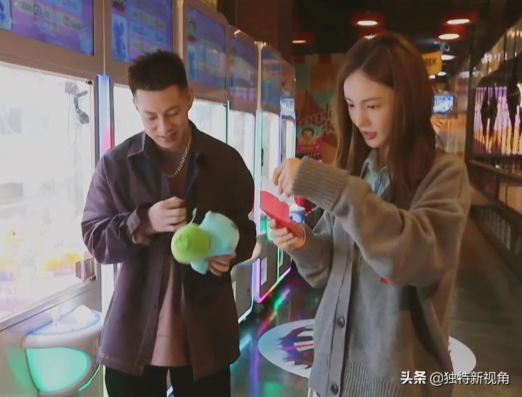 耿斯汉问金莎爱他吗,耿斯汉金莎片段