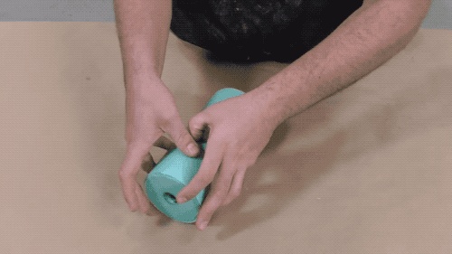 电影里用啤酒瓶“爆头”，是真的玻璃瓶吗？