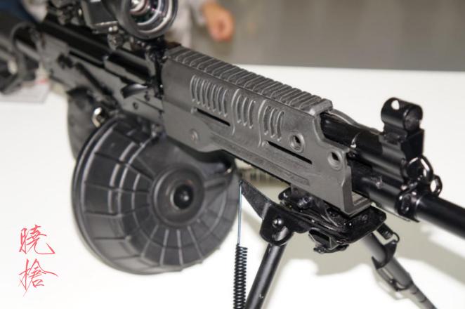 ak12枪械解析,科技以换壳为主