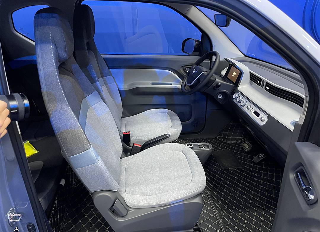 五菱宏光miniev第3代马卡龙粉色,紫色白顶马卡龙五菱宏光mini新车