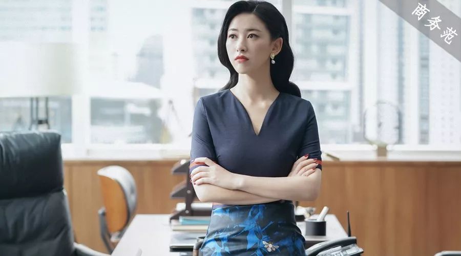 栗娜升职了吗,栗娜穿了多少套连衣裙