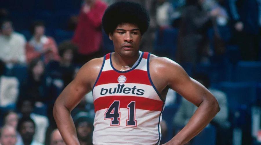 这支东部第一的雄师,湖人看着眼熟吗?