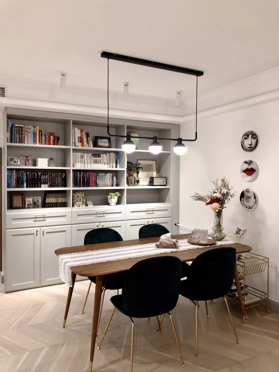 定制餐边柜要不要做封板,定制餐边柜含几个抽屉