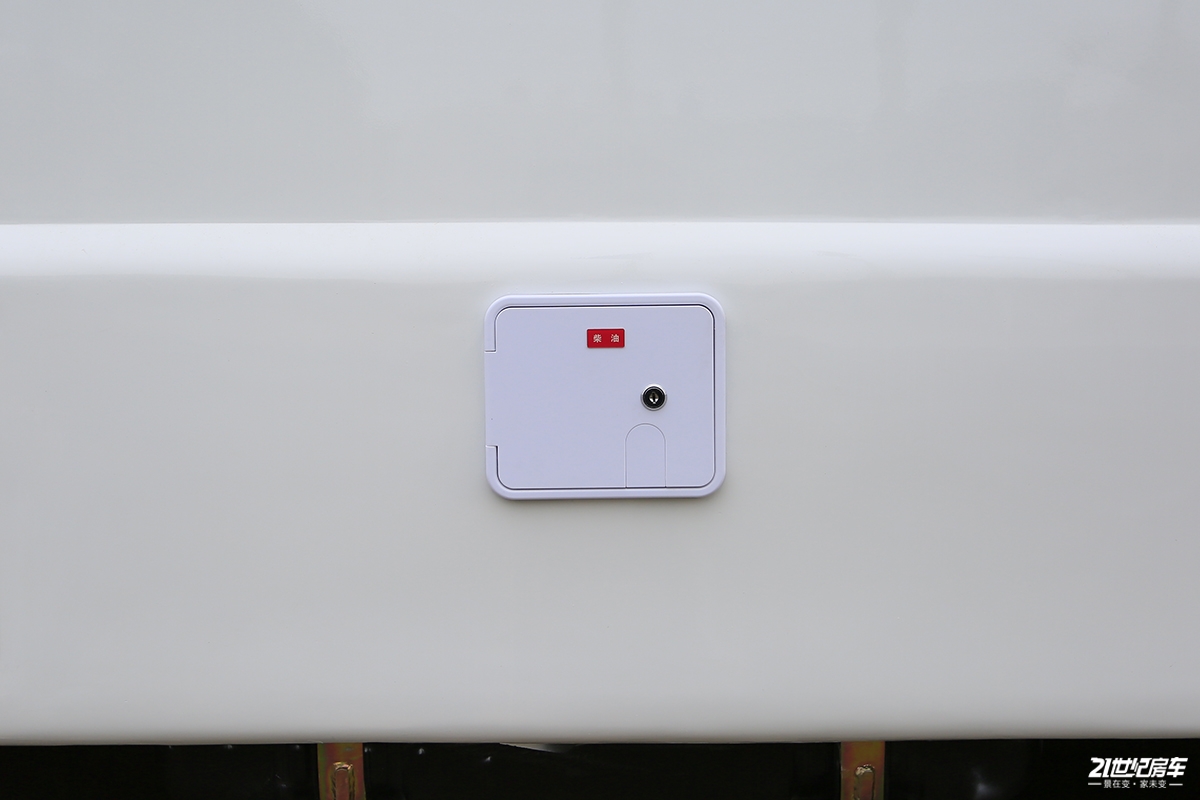 新飞轻卡h300房车价格是多少,新飞轻卡房车h300驾驶感受