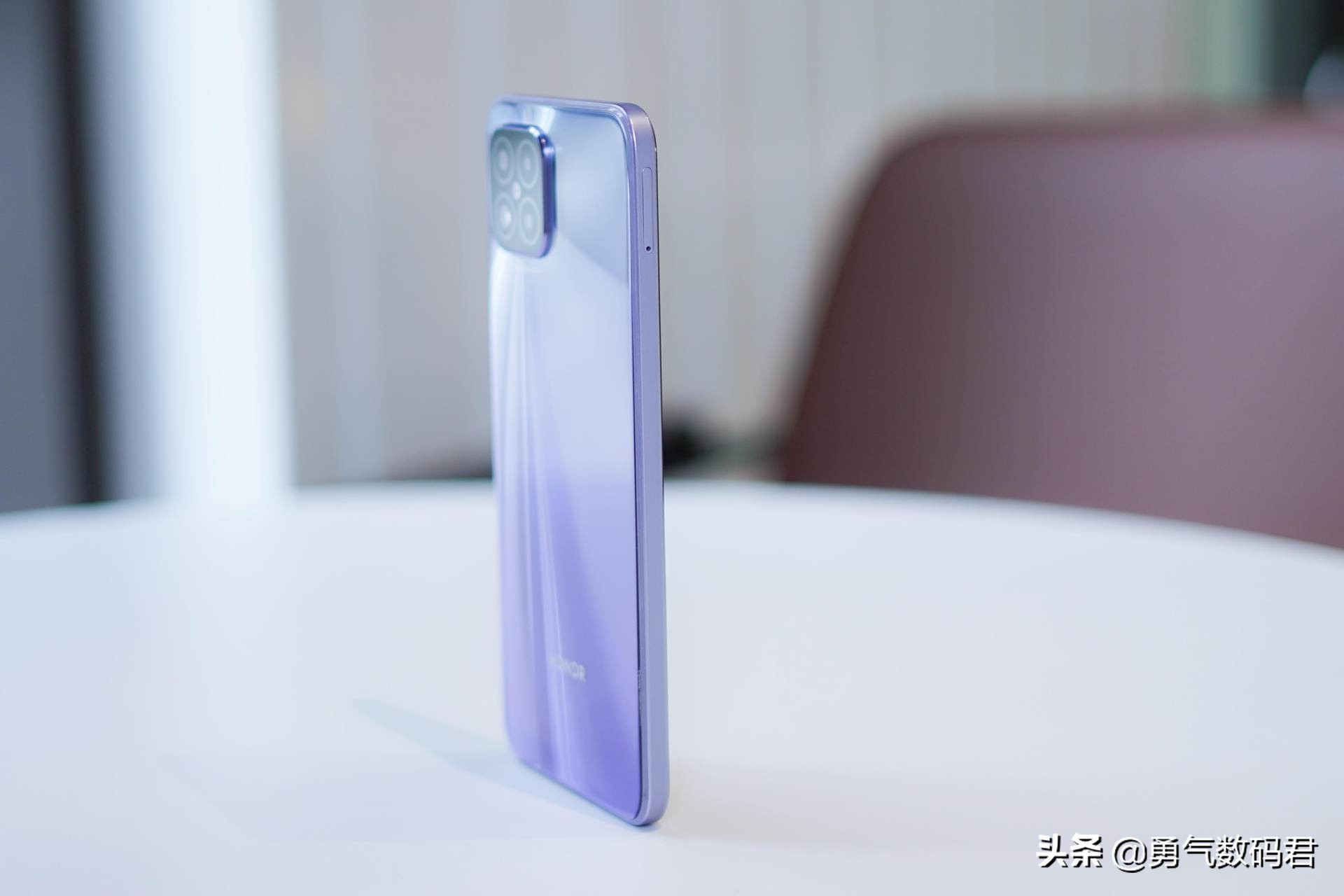 荣耀play5支持120w快充吗,轻薄快充5g手机