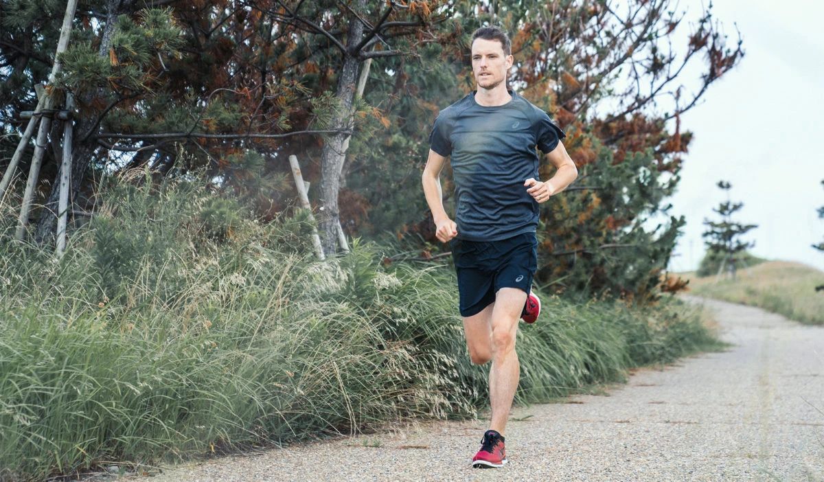 这位硕士学历比利时护士，是个马拉松2:07的欧锦赛冠军