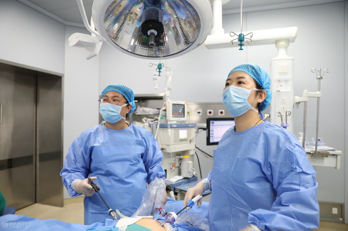 膝盖有积液宫腔镜术后多久恢复,宫腔镜内膜切除术后多久恢复