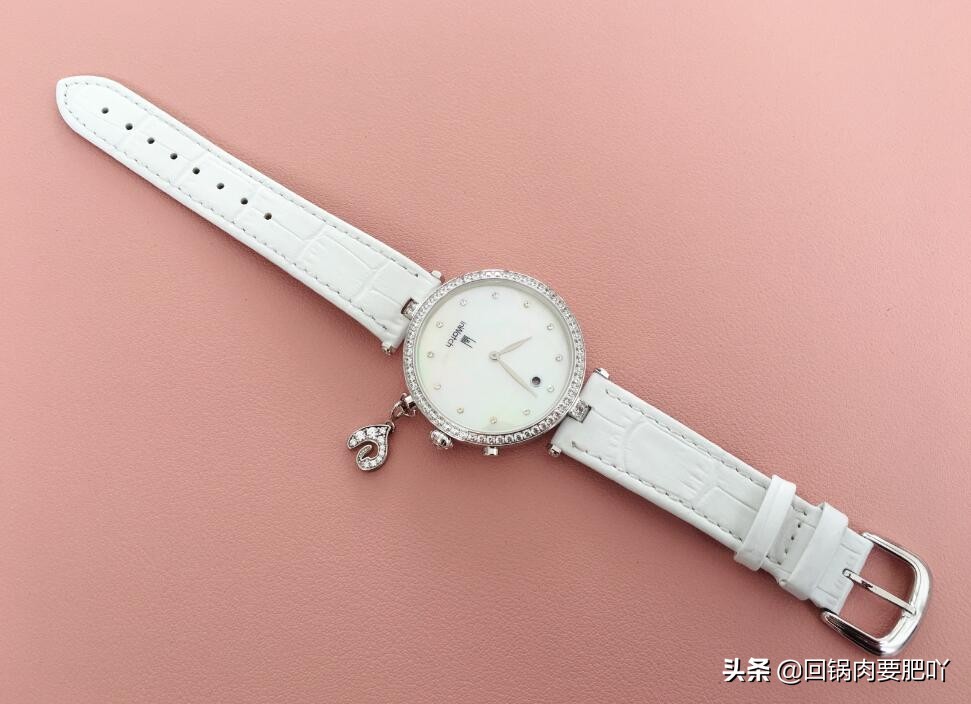 轻奢气质高档女士腕表30m深度防水,永恒款女士腕表