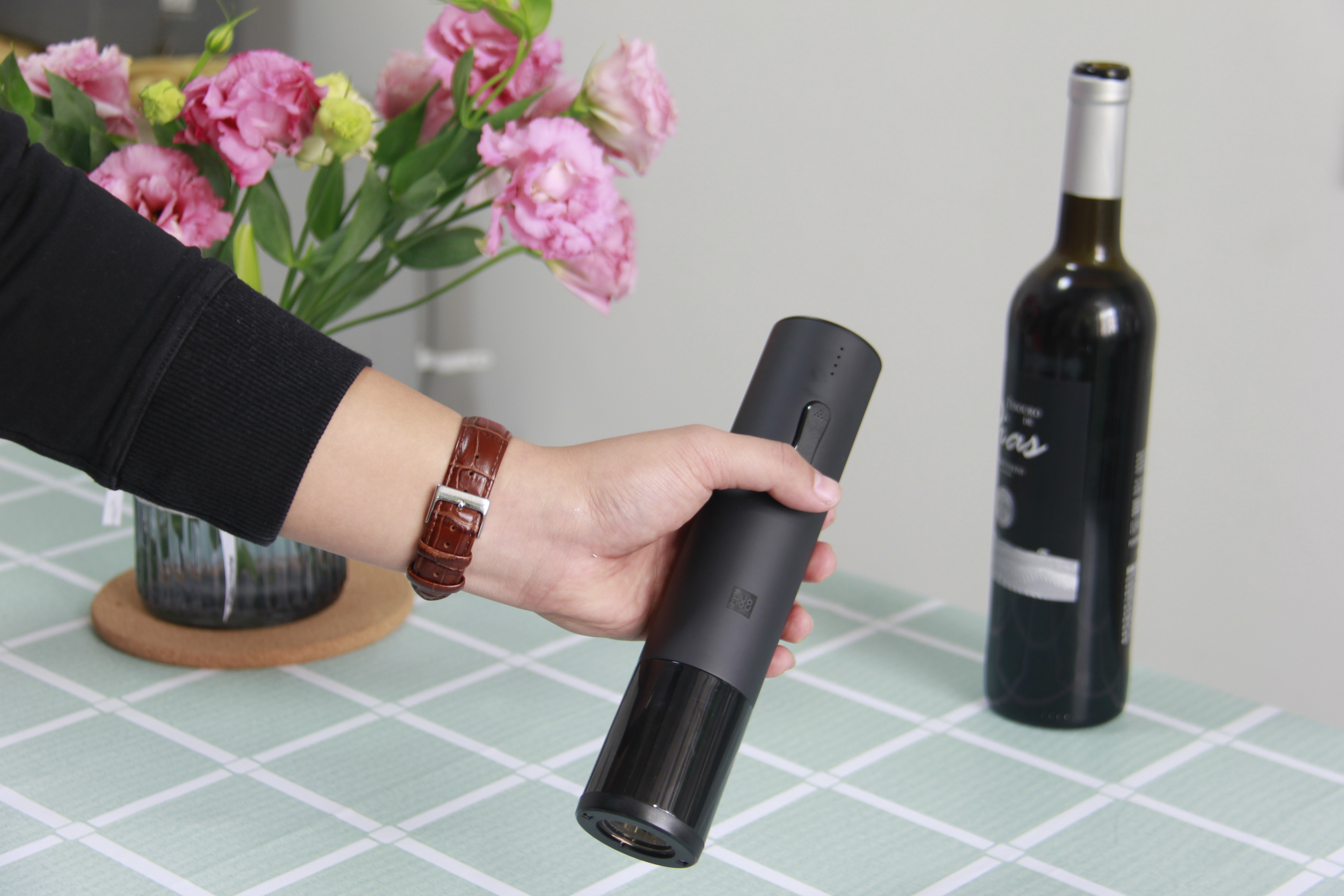 电动红酒开瓶器哪个品牌好,电动开瓶器开红酒