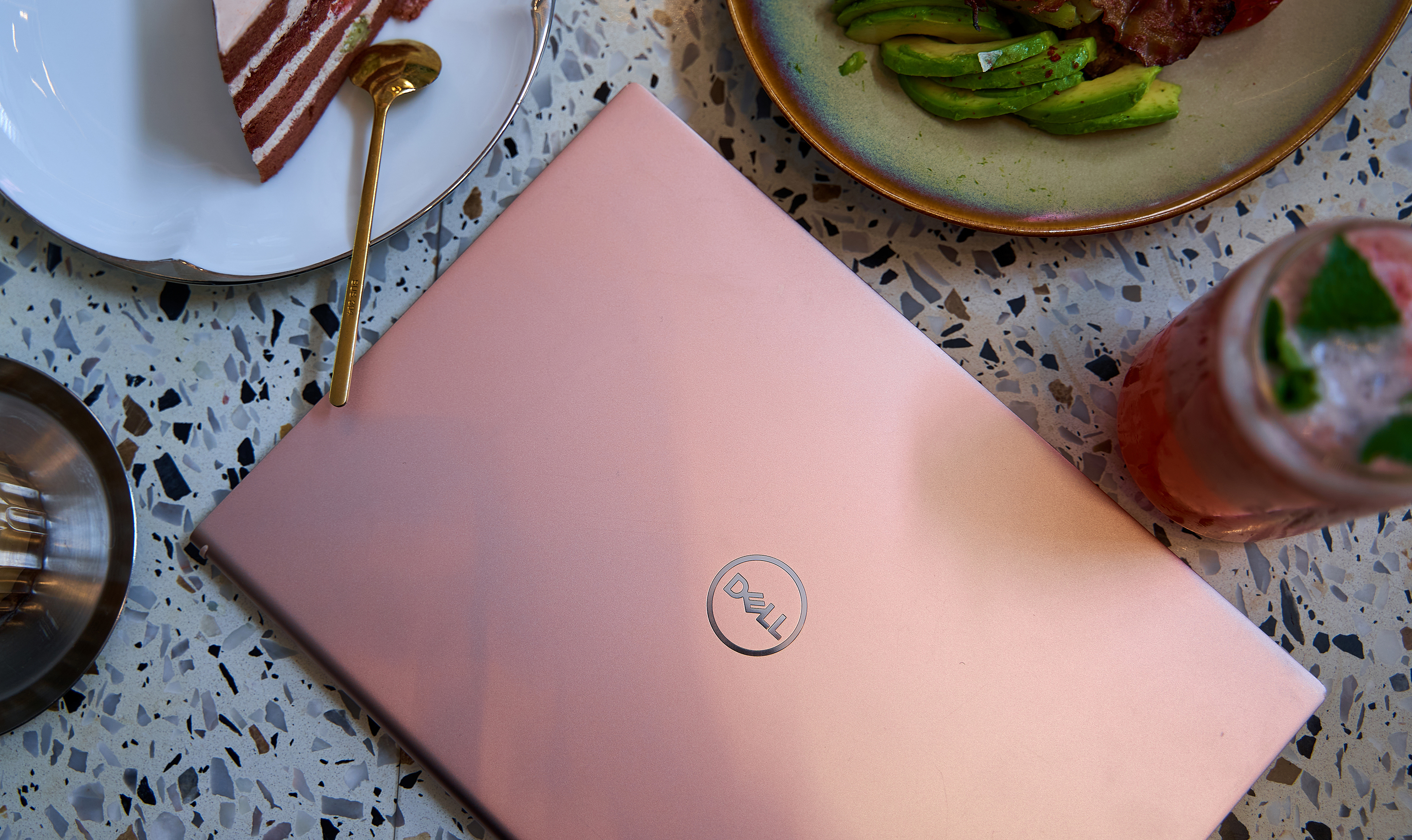 戴尔灵越13pro对比macbookair,戴尔灵越13proi3处理器