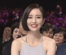 佟丽娅同款化妆品,阿玛尼满天星佟丽娅同款