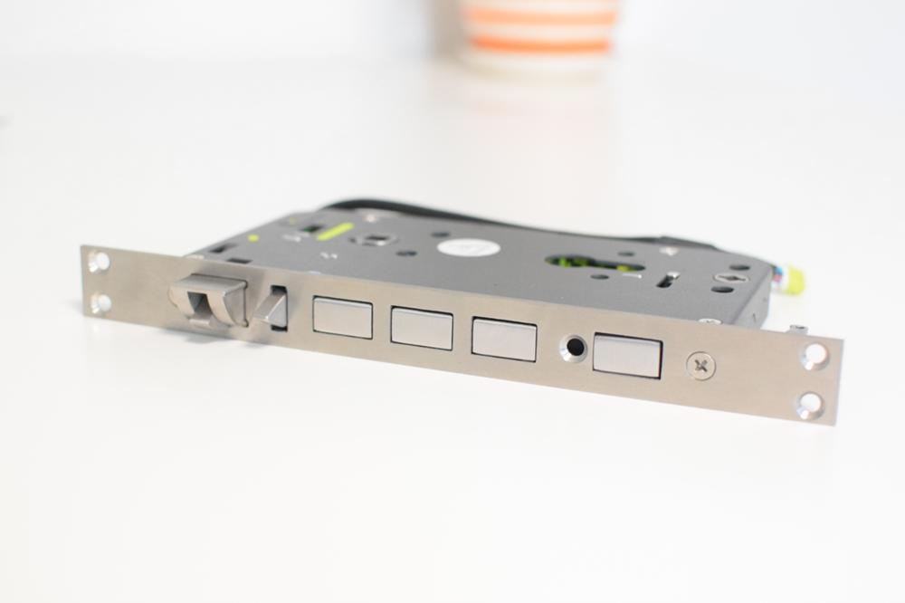 目前最安全智能门锁,最安全的智能指纹门锁