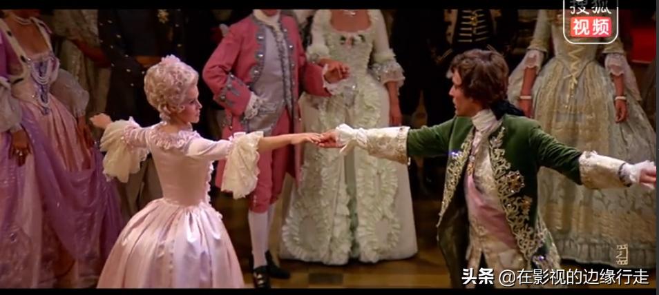 聊聊《水晶鞋与玫瑰花》——多看看童话，能洗礼压抑又枯燥的精神