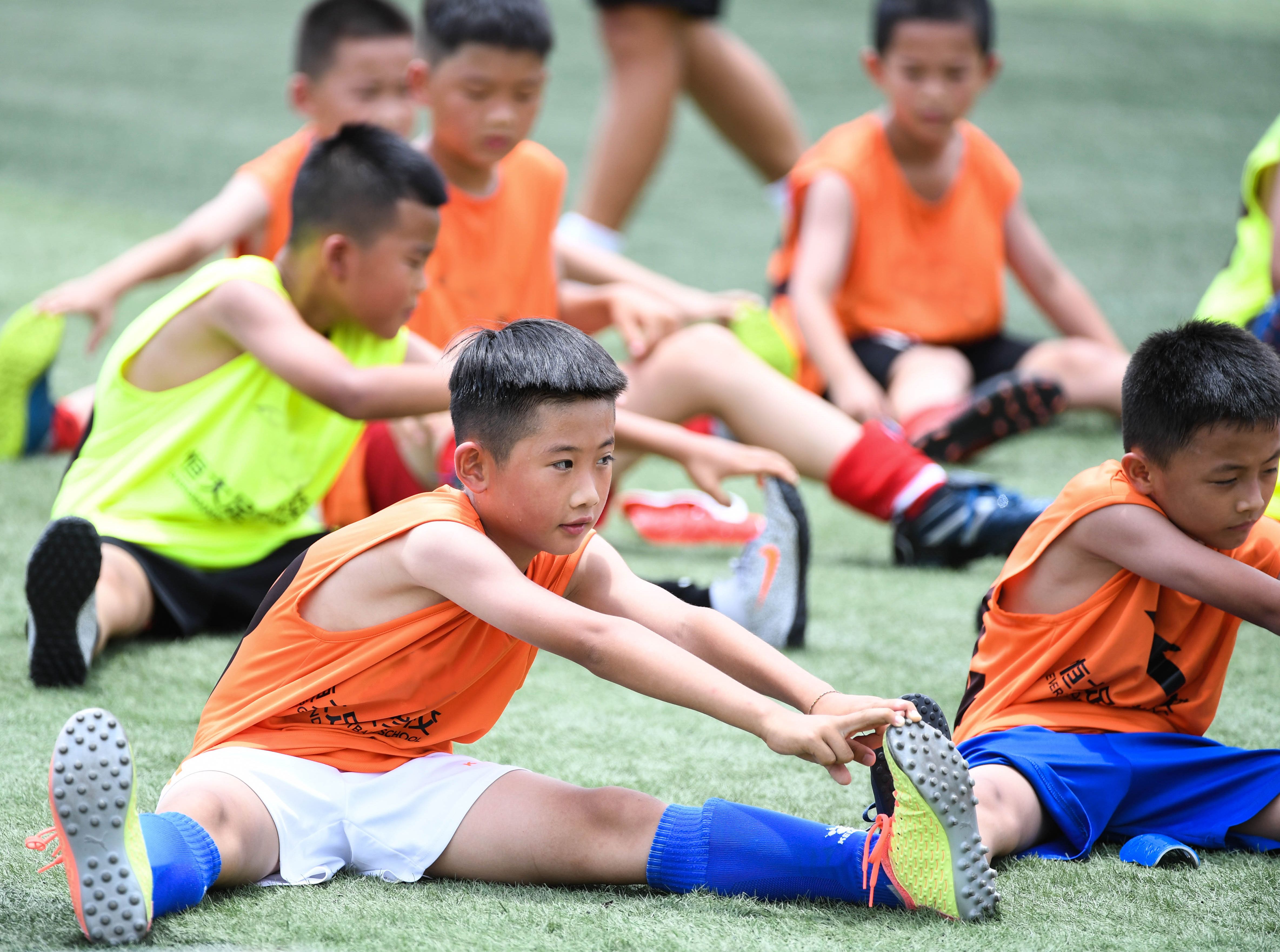 恒大足校报名需要什么学历,恒大足校普通人能进吗