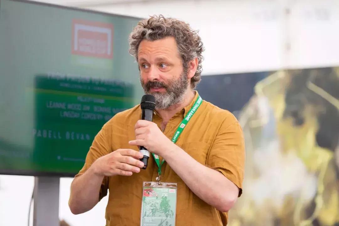 让无家可归之人成为球星，这个世界杯属于流浪者