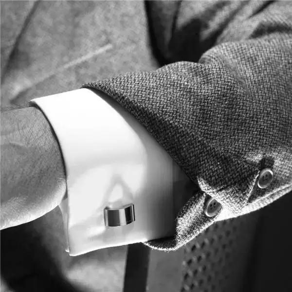 雅致袖扣的戴法,见微知著的用法