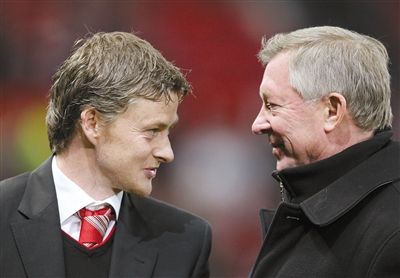 曼联红魔之子,曼联三冠王索尔斯克亚视频