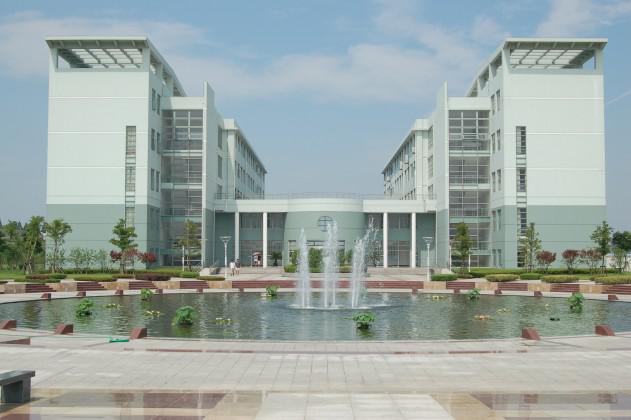 学院发展取得了长足的进步,学院发展历程与特色