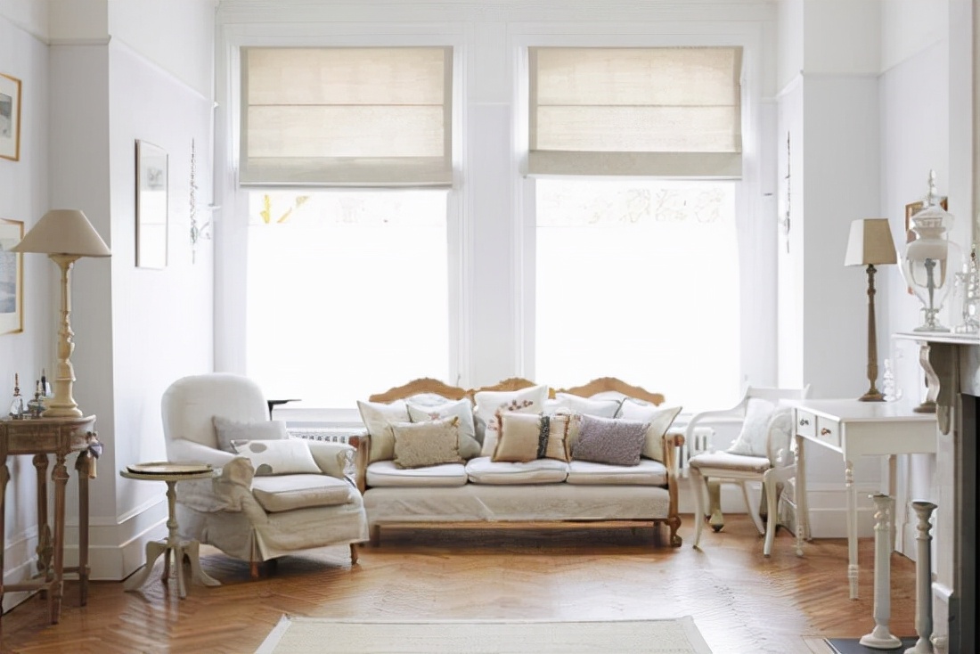 扫地上毛毛的妙招,扫地的时候地上老有毛毛怎么办