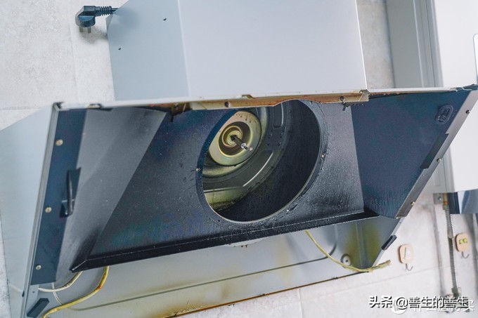 美的油烟机官方专业清洗,美的专业油烟机清洗全过程