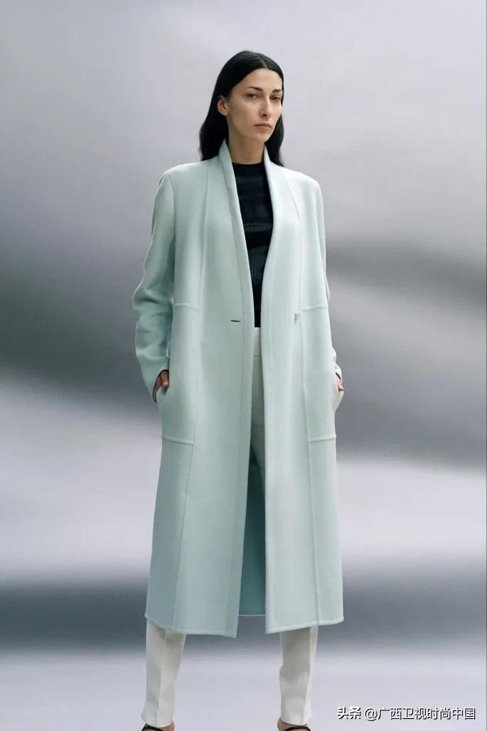 适合年轻人的职场穿搭,职场穿搭尽显干练大气