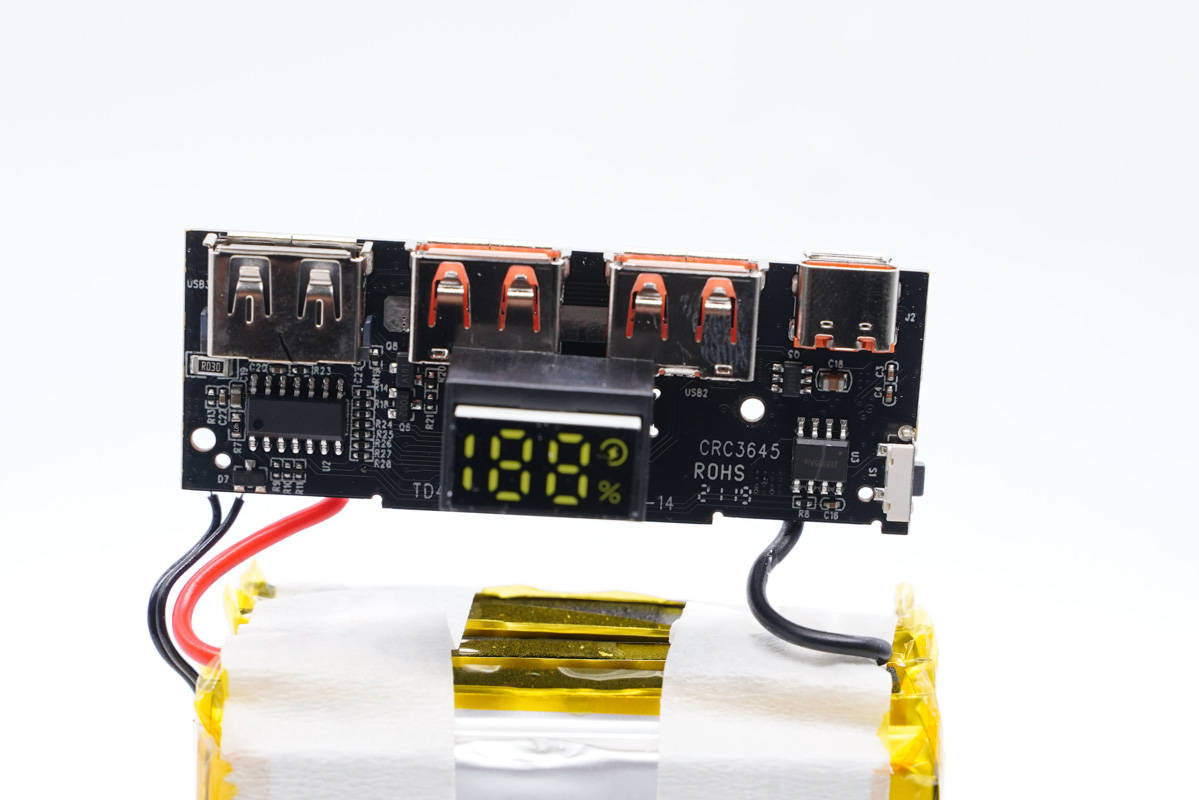 移速10000充电宝拆解视频,充电宝正确拆解