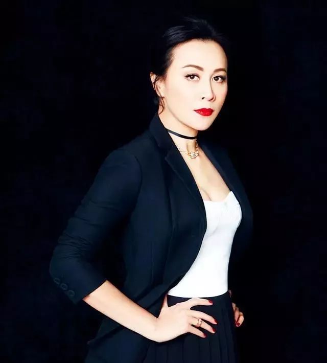 香港明星代言补水去黄提亮面膜,各路明星推荐的面膜怎么样