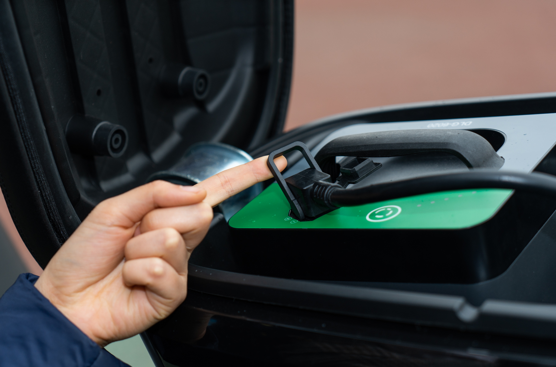 电动车别只认小牛，钱江摩灵能上三种牌，十分给力