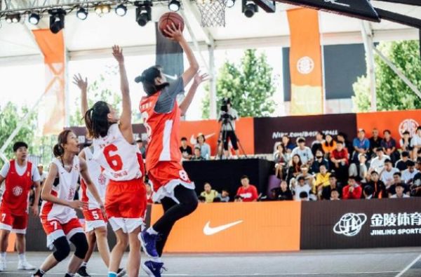 怒斥裁判,姚明回应裁判处罚