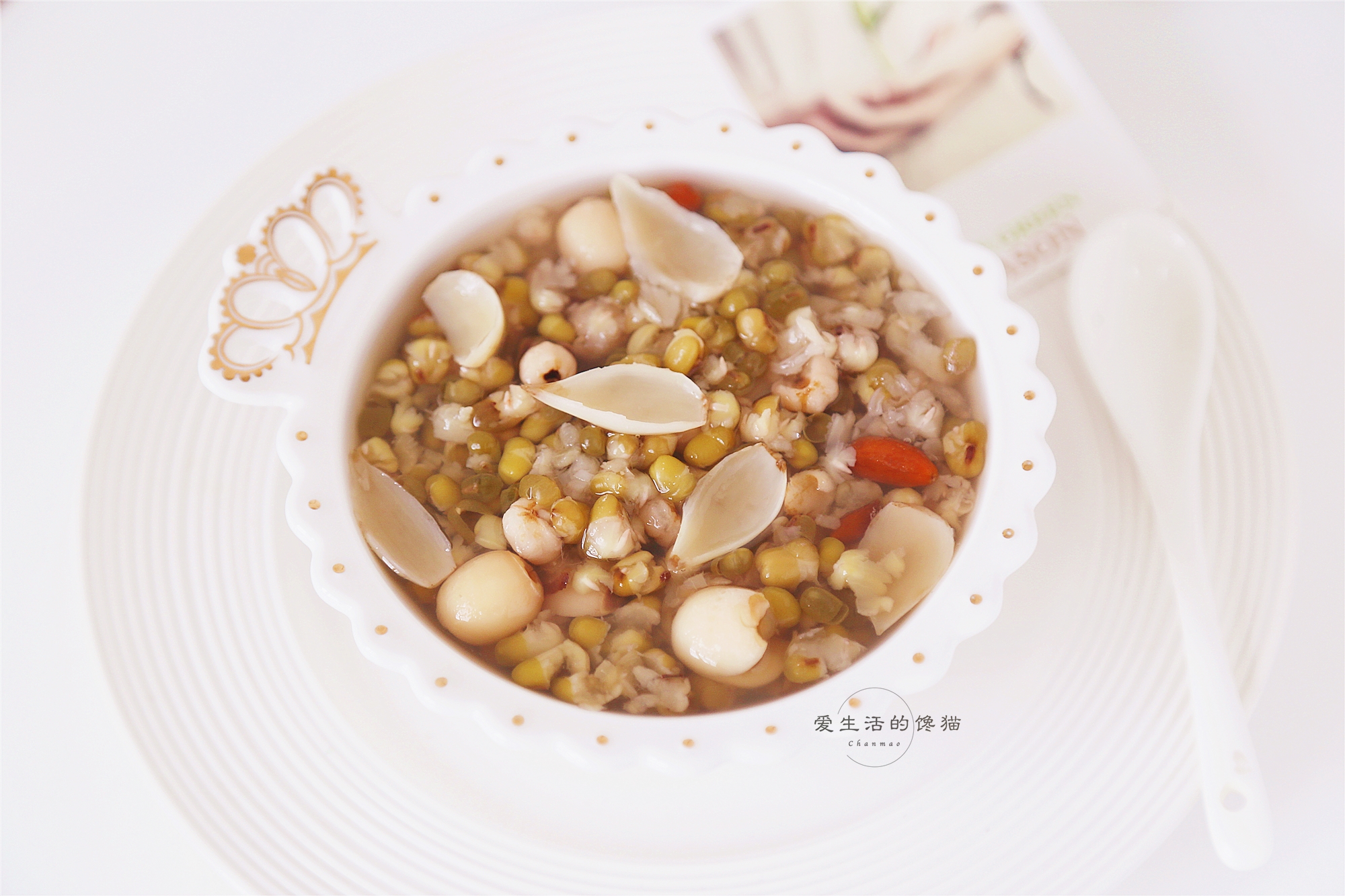 热天烦躁失眠，不如试试喝这汤，清心润肺，安神除烦，睡得香甜