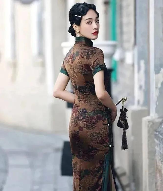 医学博士刘晓鸿：心态平和正确调理女性可拥有第二个春天