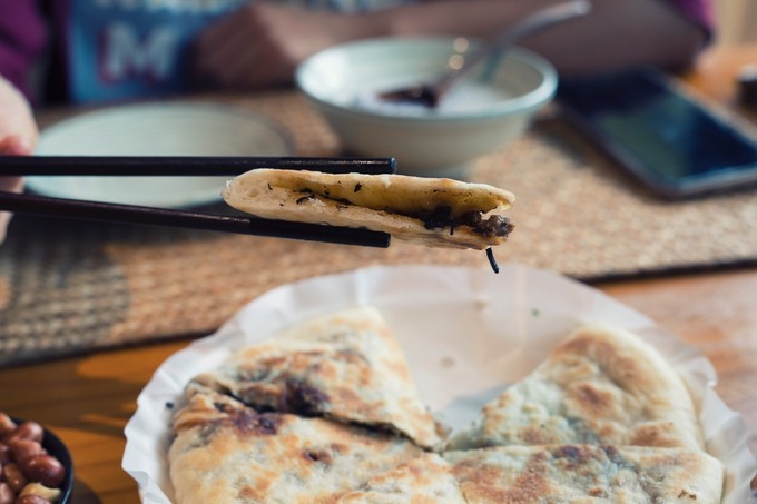心中有桃花源何处都是山水间,心中若有桃花源何处是水云间