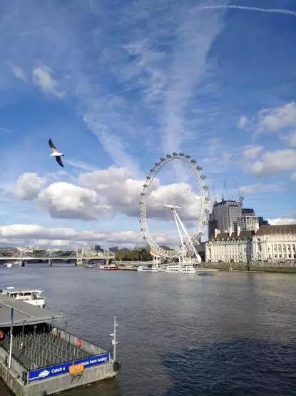 假期撒手没的戏精同事们,竟然在我挤春运的时候吹海风??(下)