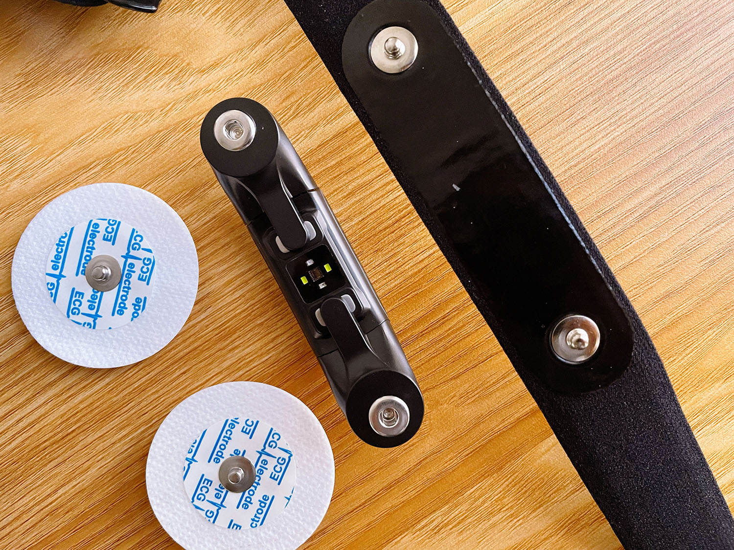 dido智能手环哪个测量血压更精确,手环推荐测血压心率