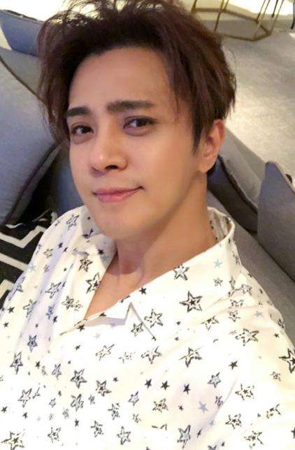 散打主席郑环宇怒斥罗志祥：你和周扬青长期谈恋爱不结婚是耍流氓